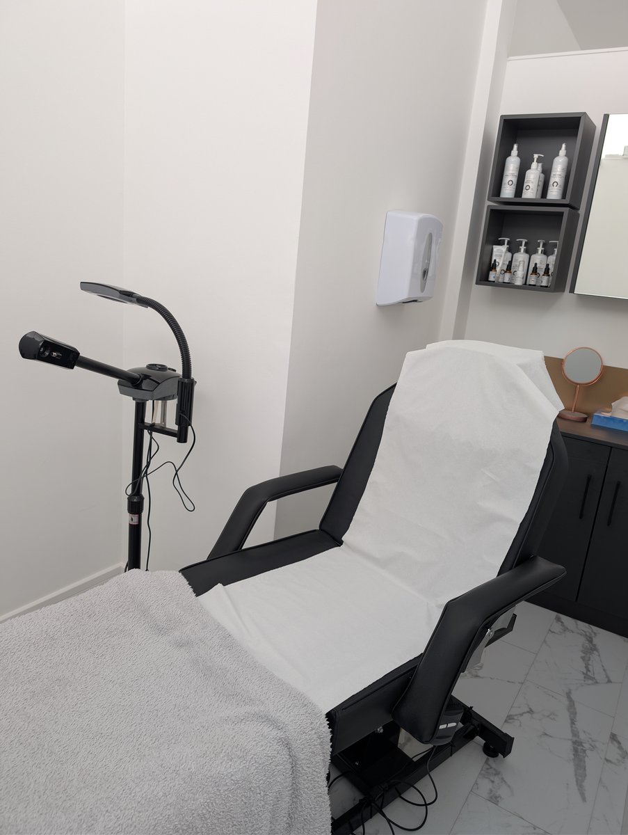 Aesthete Beauty facial treatment room in Dundee