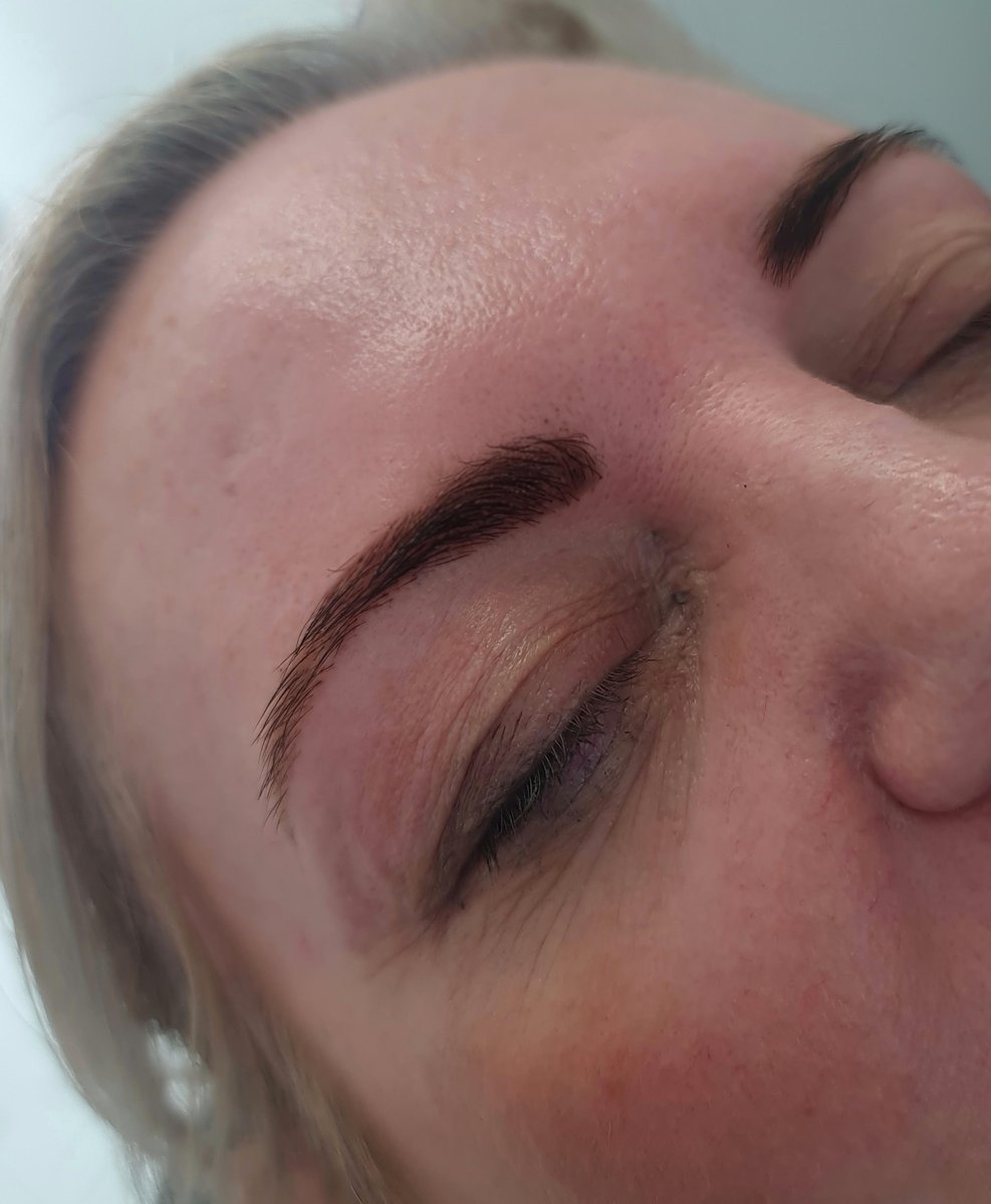 Hybrid eyebrow dye result at Aesthete Beauty Dundee