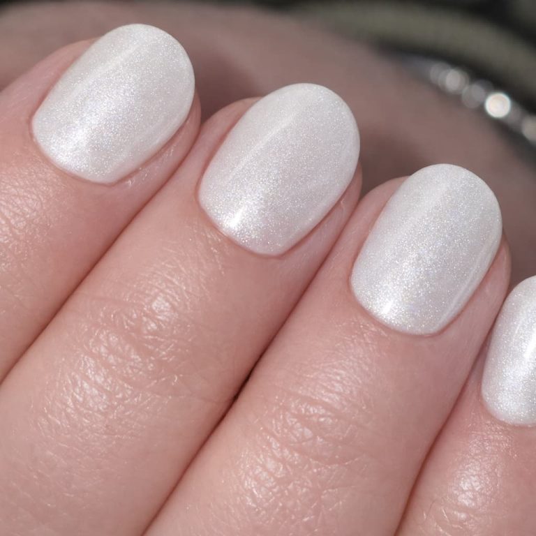 Cloud Dancer Nails 2026: The Ultimate Luxe Aesthetic at Aesthete Beauty Dundee