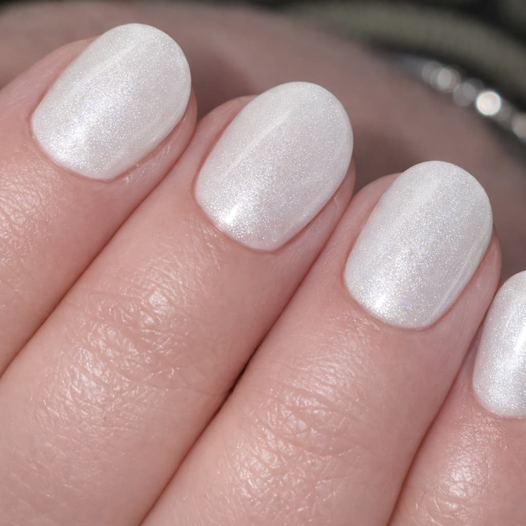 Cloud Dancer Nails 2026: The Ultimate Luxe Aesthetic at Aesthete Beauty Dundee