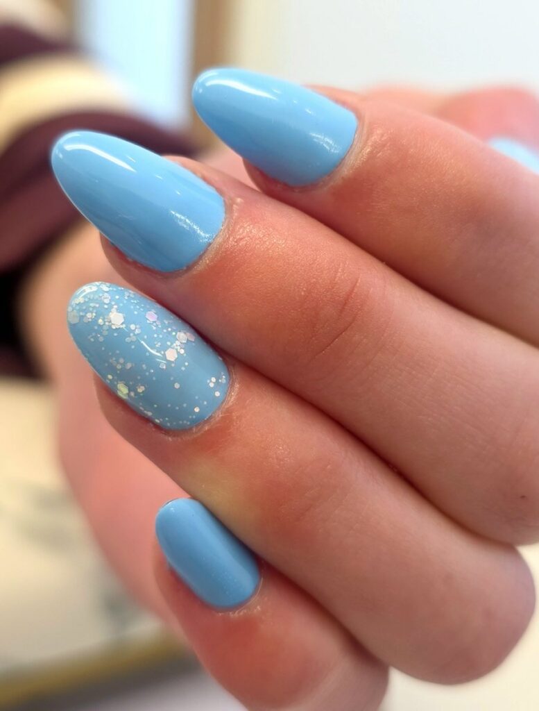 Marble and gold nail art at Aesthete Beauty Dundee